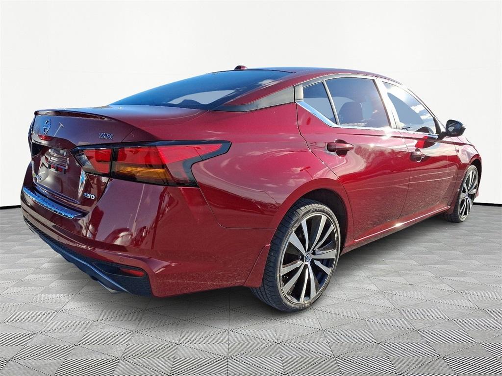 2022 Nissan Altima 2.5 SR - Photo 6