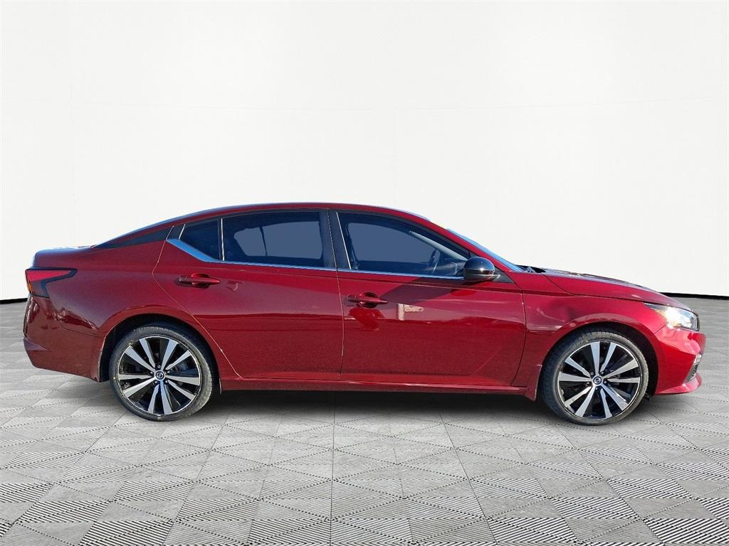 2022 Nissan Altima 2.5 SR - Photo 7