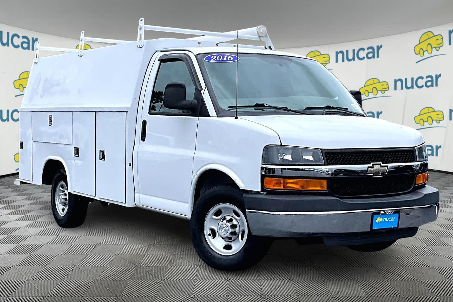 2016 Chevrolet Express CUTWAY 3500 Van 139