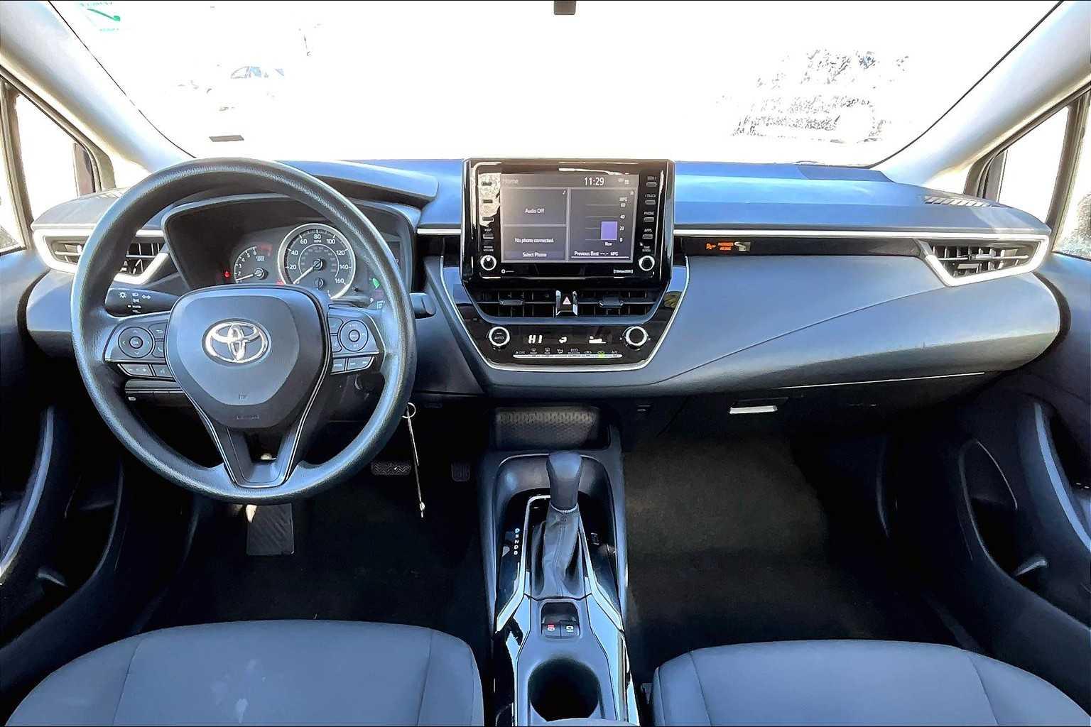 2022 Toyota Corolla LE - Photo 21