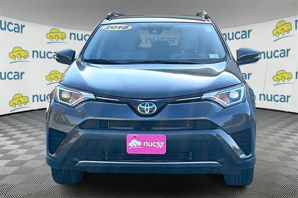 2018 Toyota RAV4 Hybrid LE - Photo 2