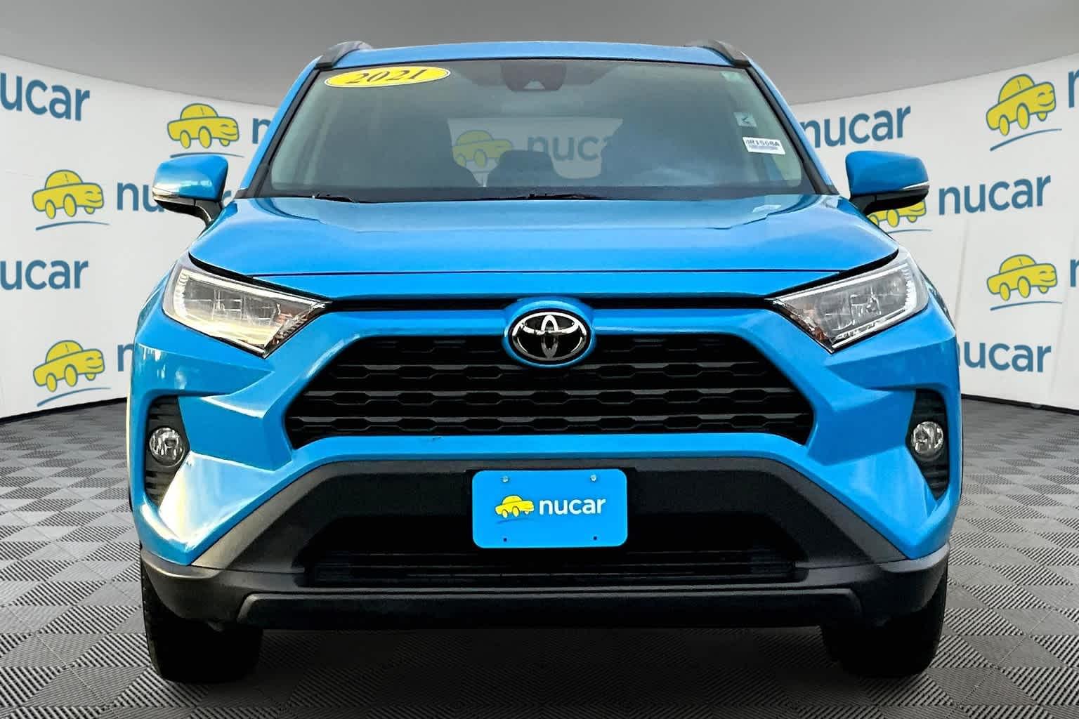 2021 Toyota RAV4 XLE - Photo 2