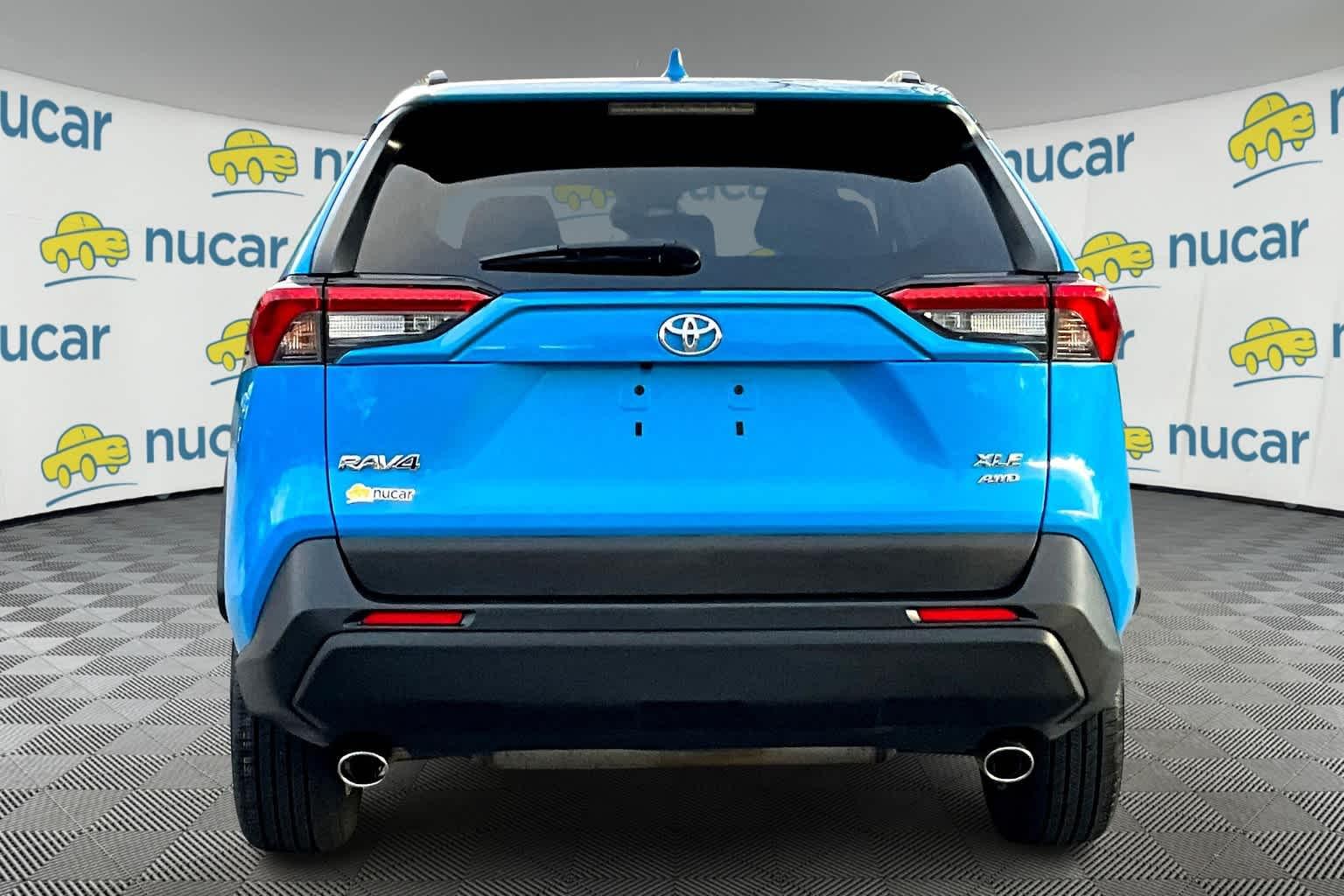 2021 Toyota RAV4 XLE - Photo 5