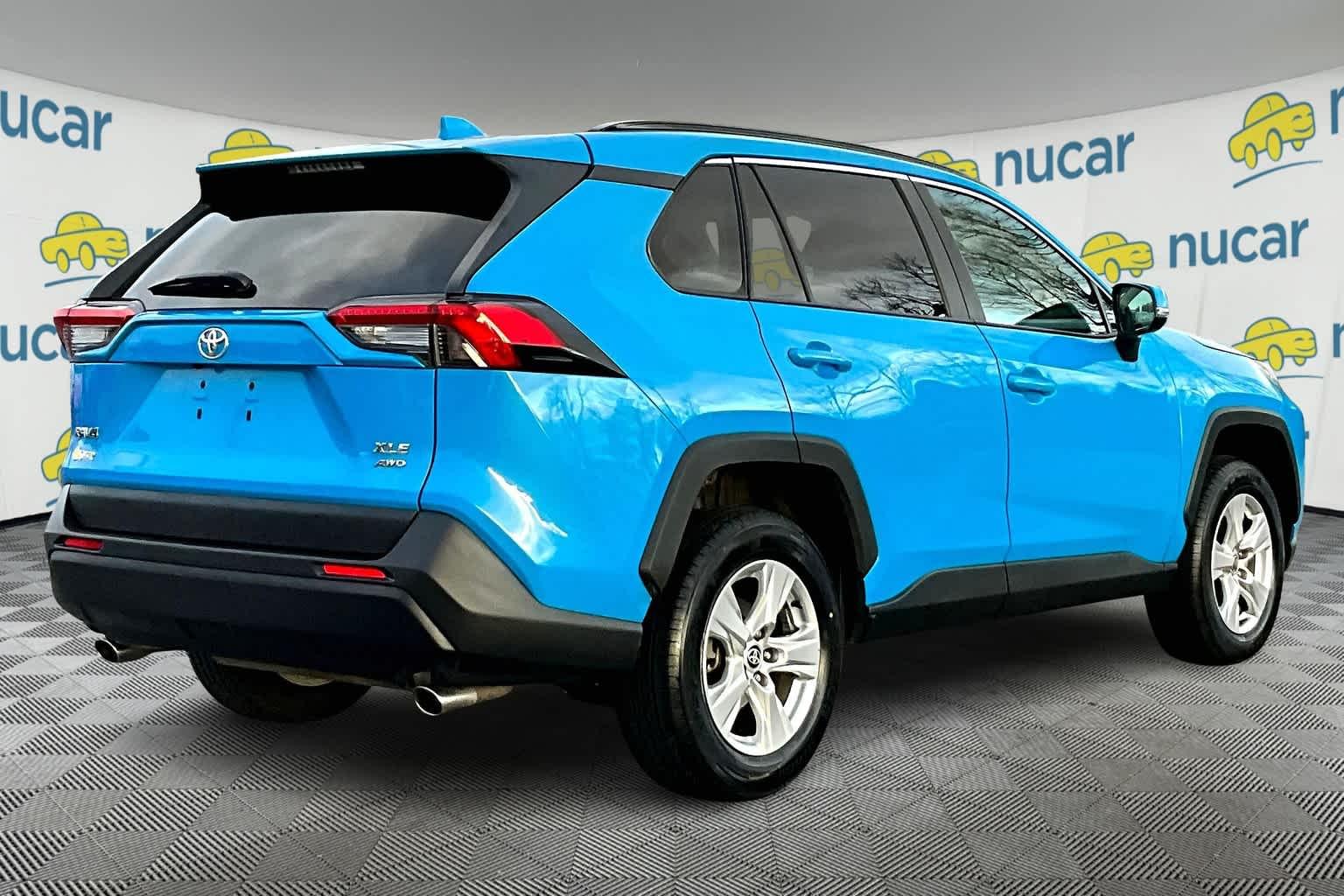 2021 Toyota RAV4 XLE - Photo 6