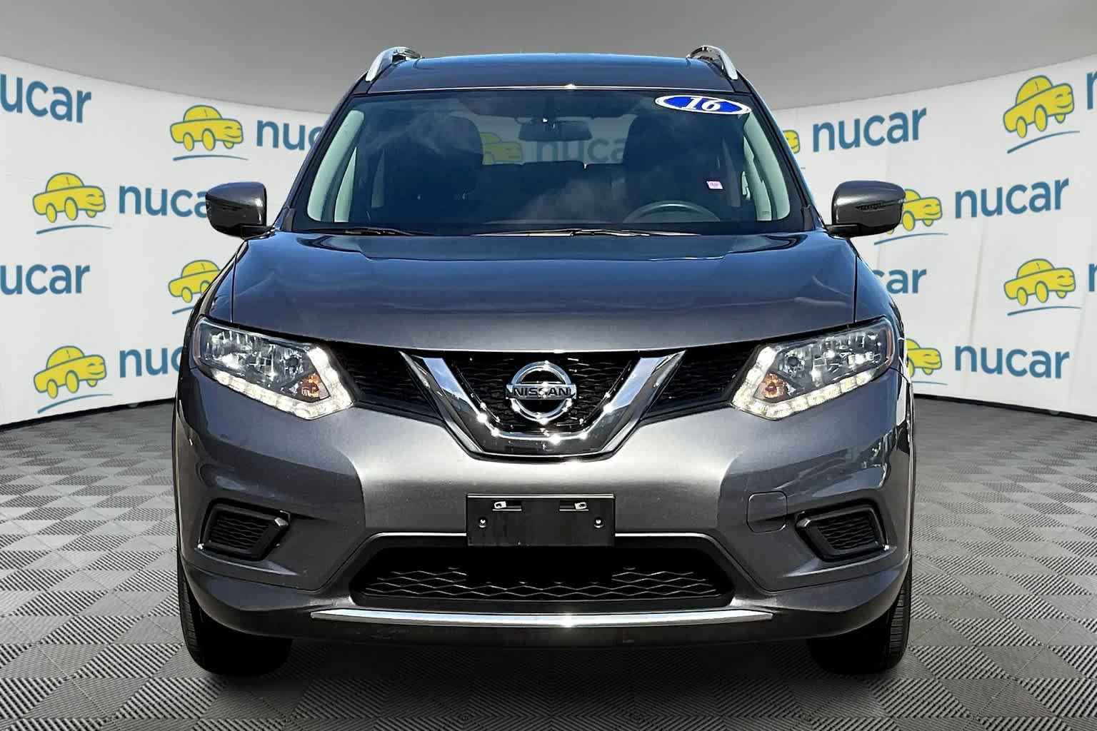 2016 Nissan Rogue SV - Photo 2