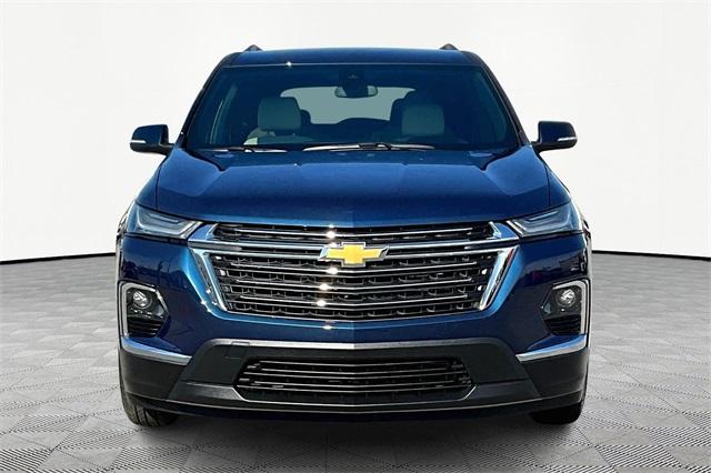 2022 Chevrolet Traverse LT - Photo 2