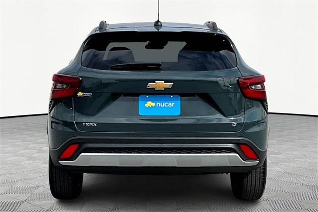 2025 Chevrolet Trax LT - Photo 5