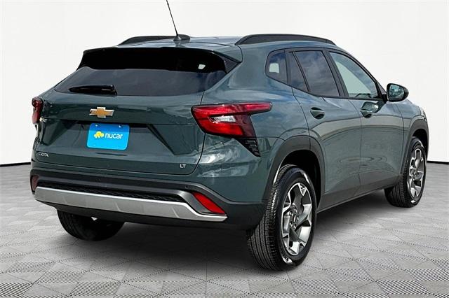 2025 Chevrolet Trax LT - Photo 6