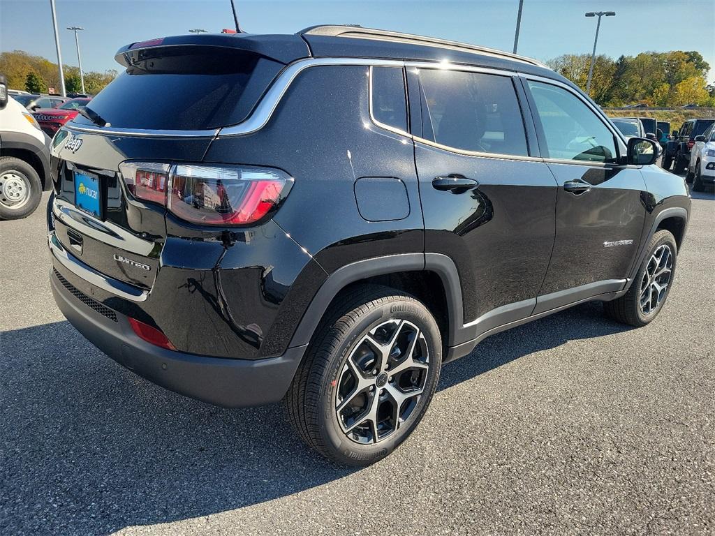 2025 Jeep Compass Limited - Photo 4