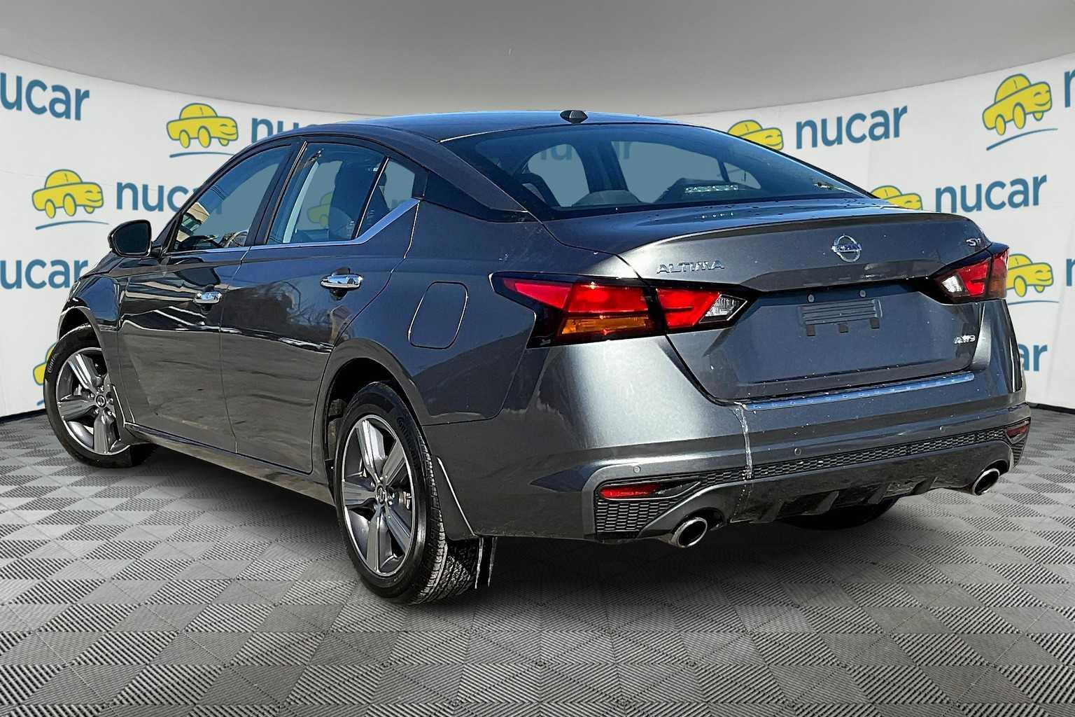 2022 Nissan Altima 2.5 SV - Photo 4