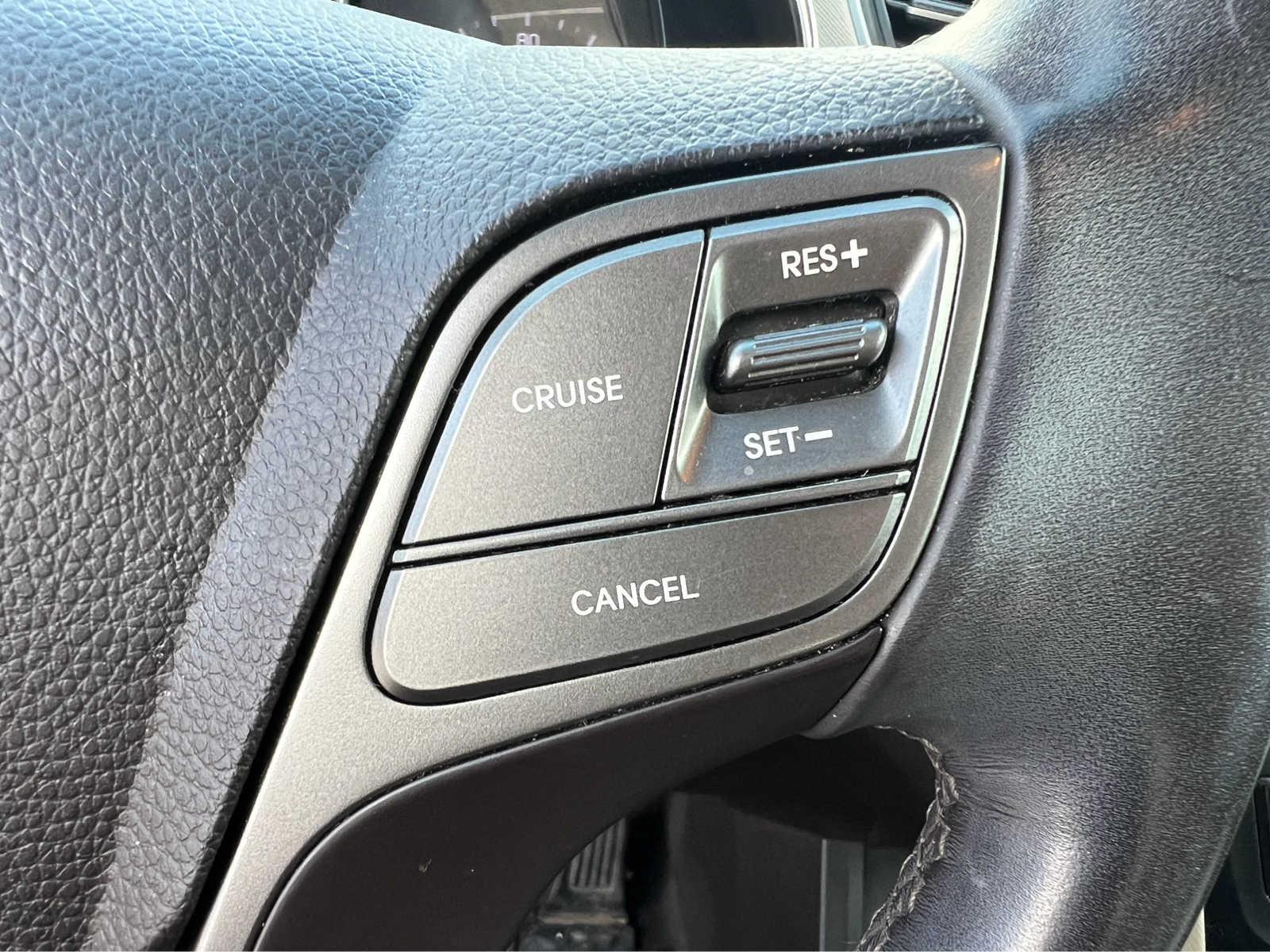 2018 Hyundai Santa Fe Sport 2.4L - Photo 12