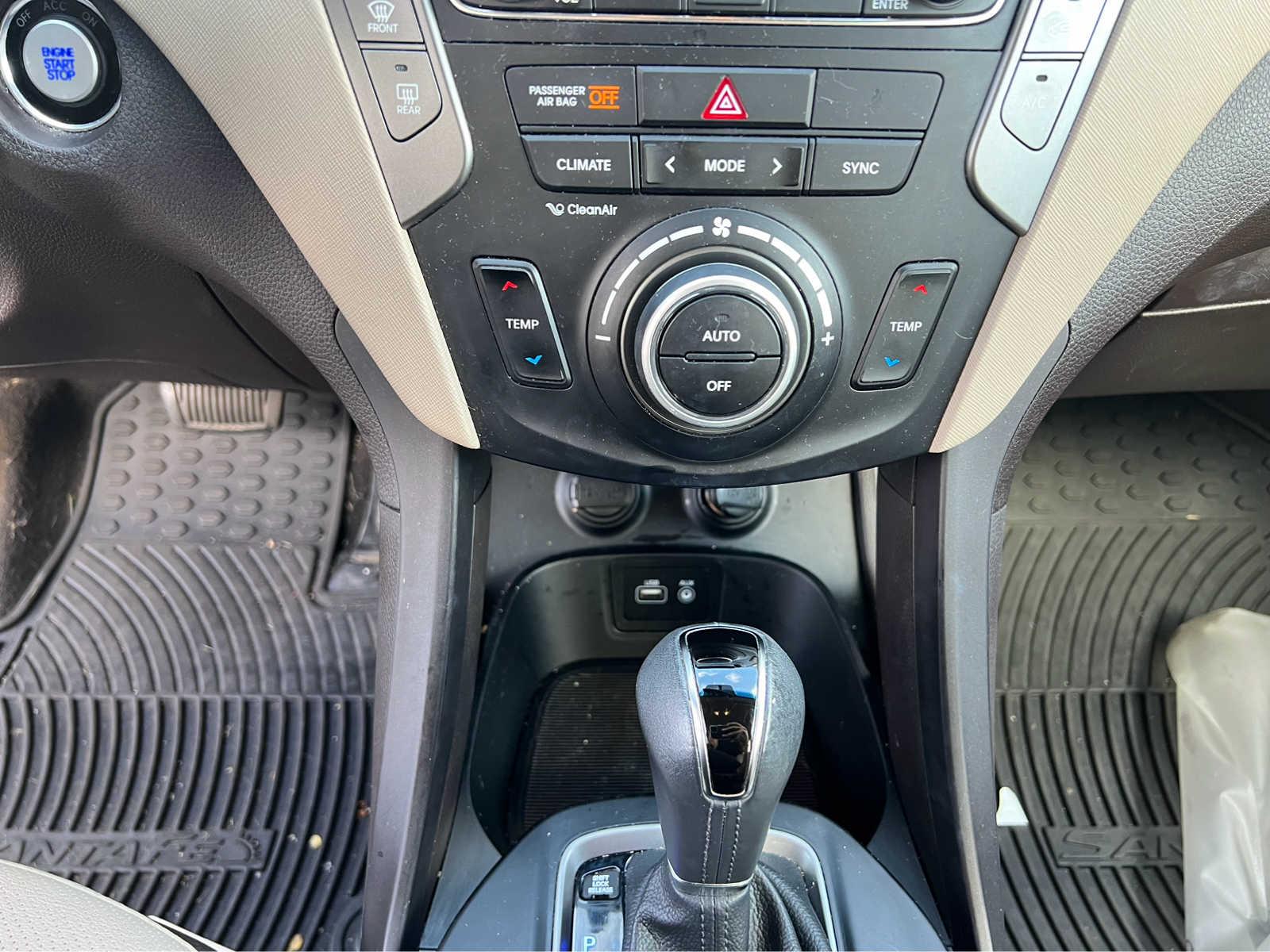 2018 Hyundai Santa Fe Sport 2.4L - Photo 18