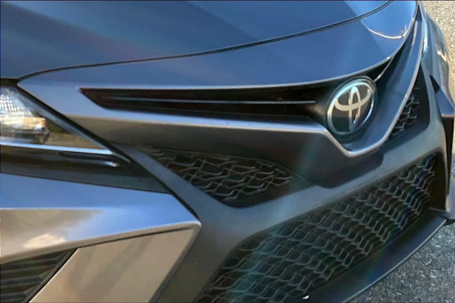 2019 Toyota Camry SE - Photo 31