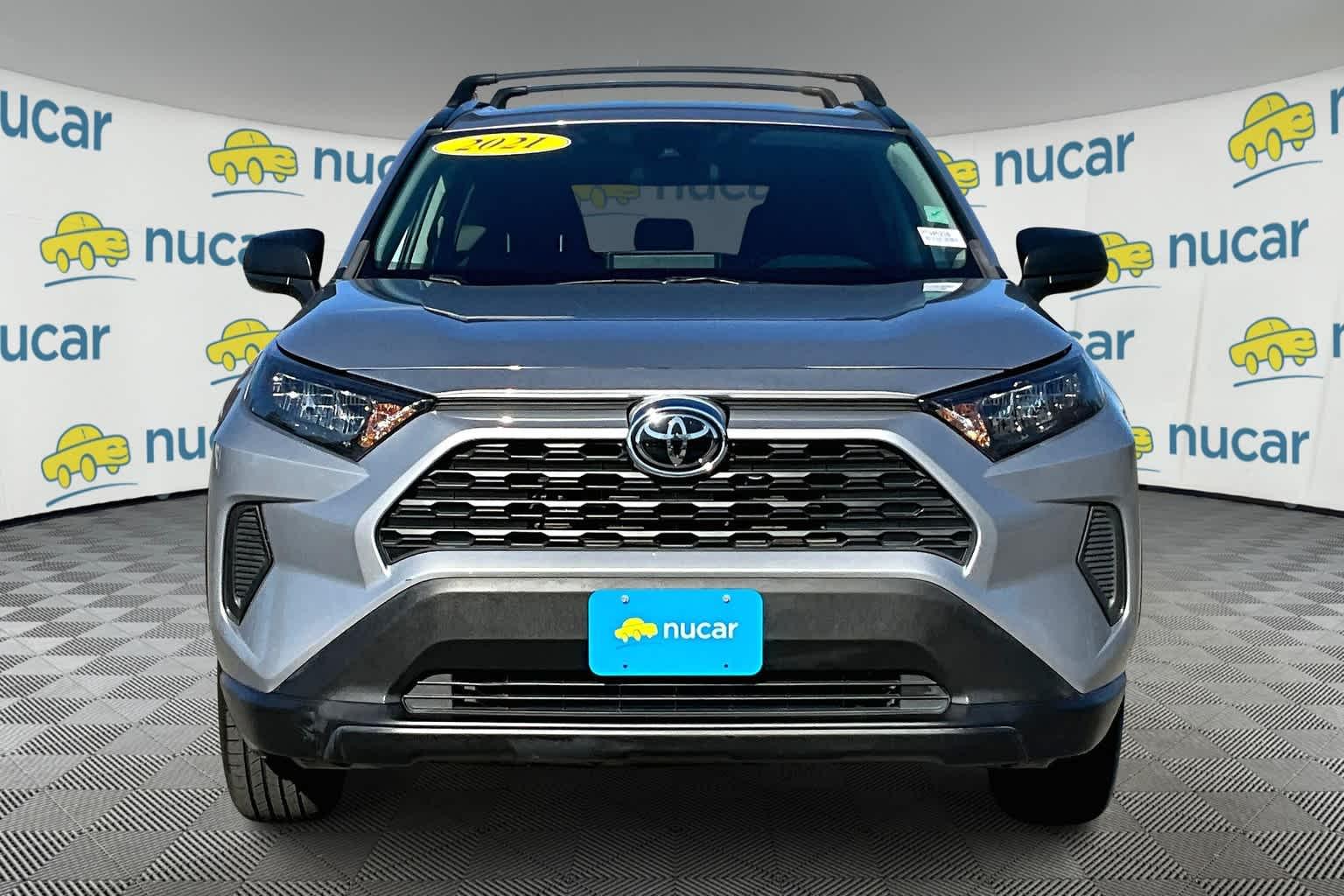 2021 Toyota RAV4 LE - Photo 2