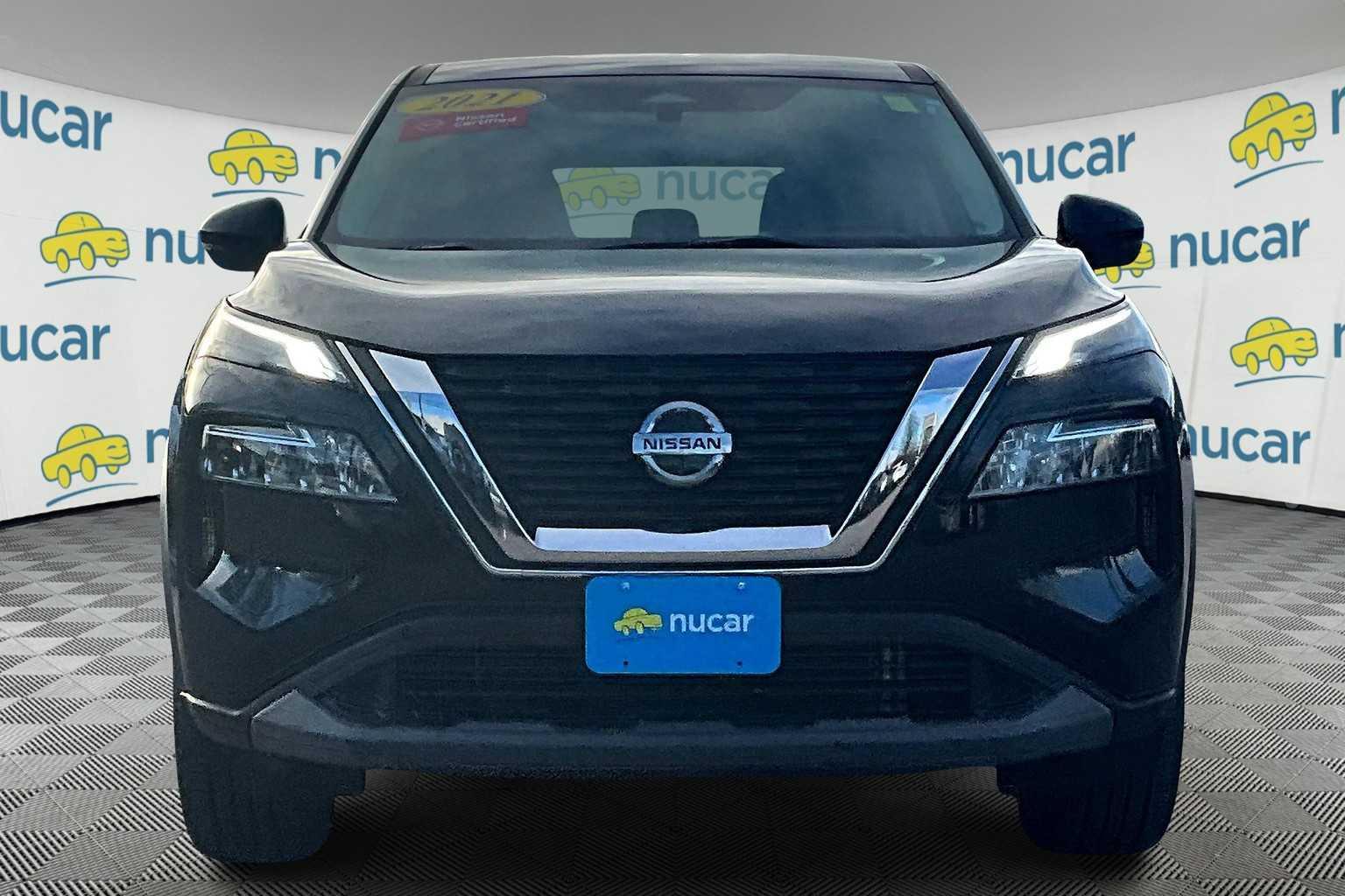 2021 Nissan Rogue SV - Photo 2