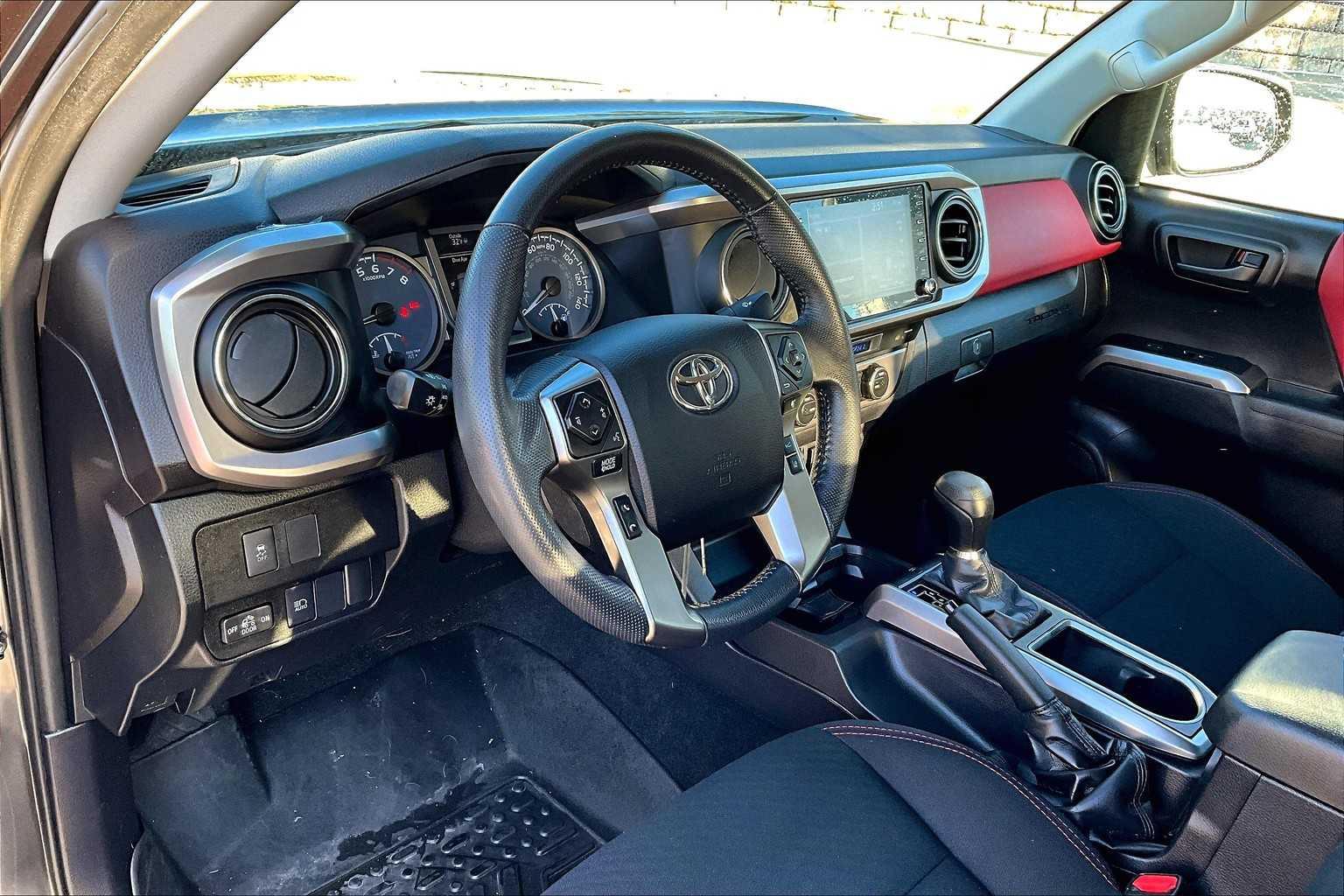 2021 Toyota Tacoma SR5 - Photo 8