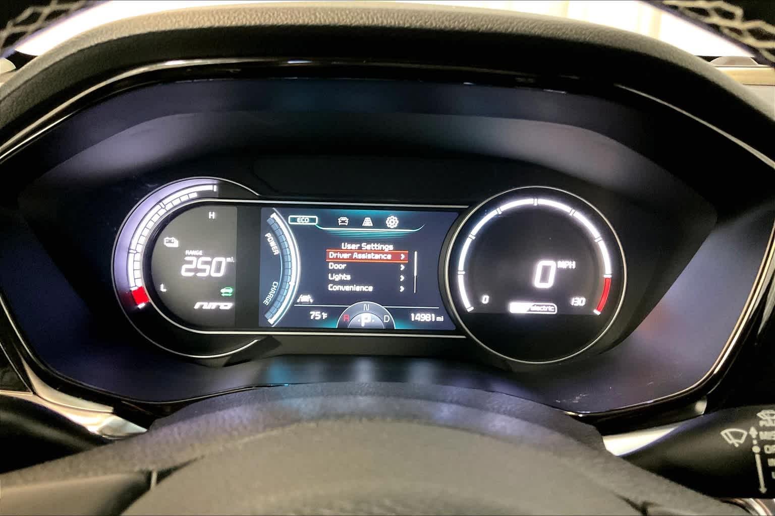 2020 Kia Niro EV EX - Photo 24