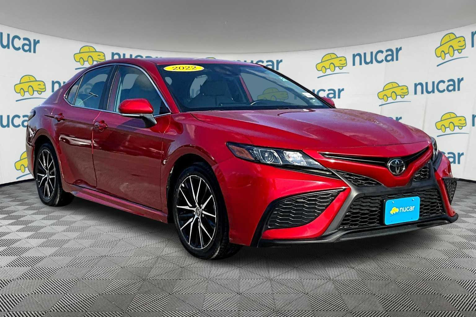 2022 Toyota Camry SE