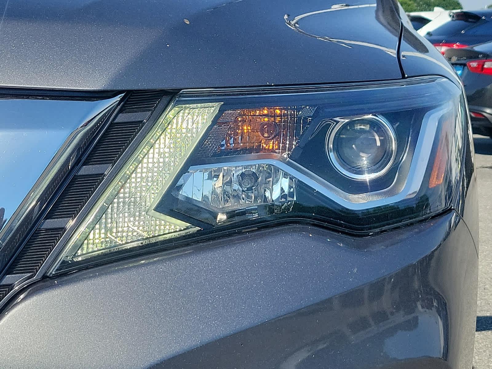 2019 Nissan Pathfinder S - Photo 9