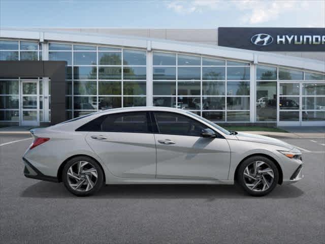 2025 Hyundai Elantra SEL Sport - Photo 9