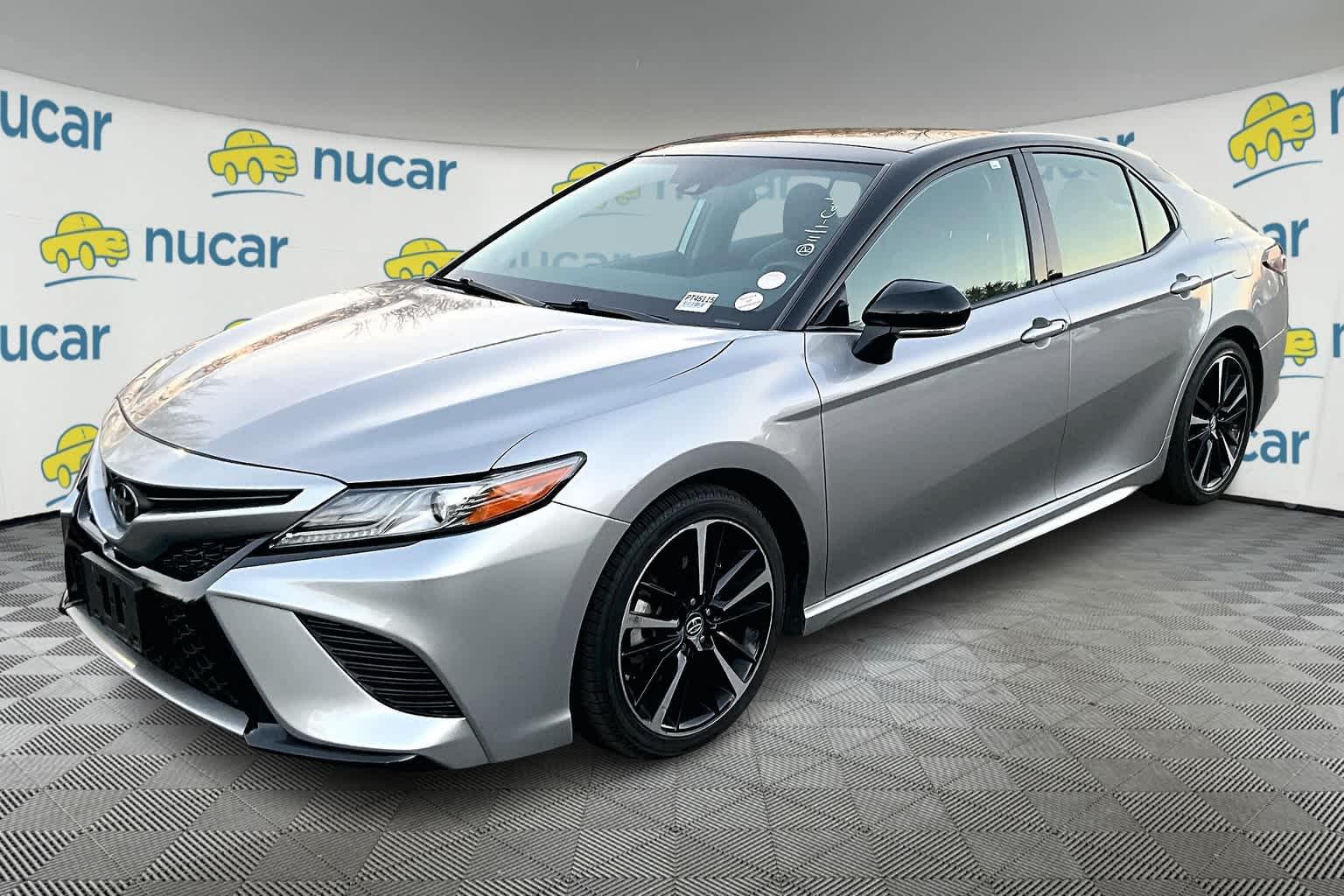 2019 Toyota Camry XSE - Photo 3