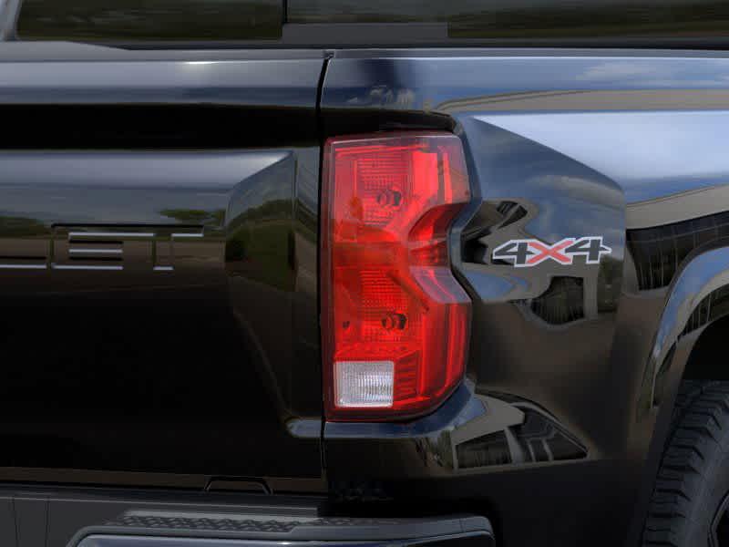 2025 Chevrolet Colorado 4WD Work Truck - Photo 11