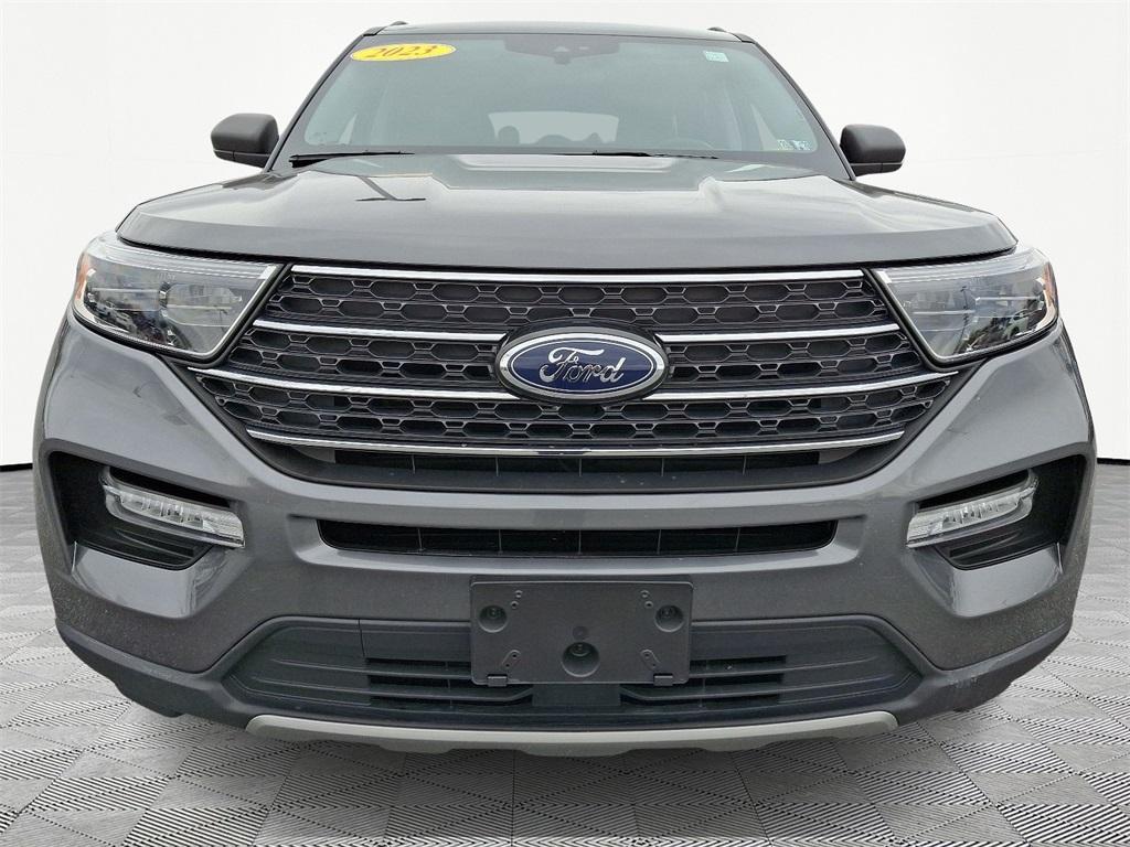 2023 Ford Explorer XLT - Photo 2