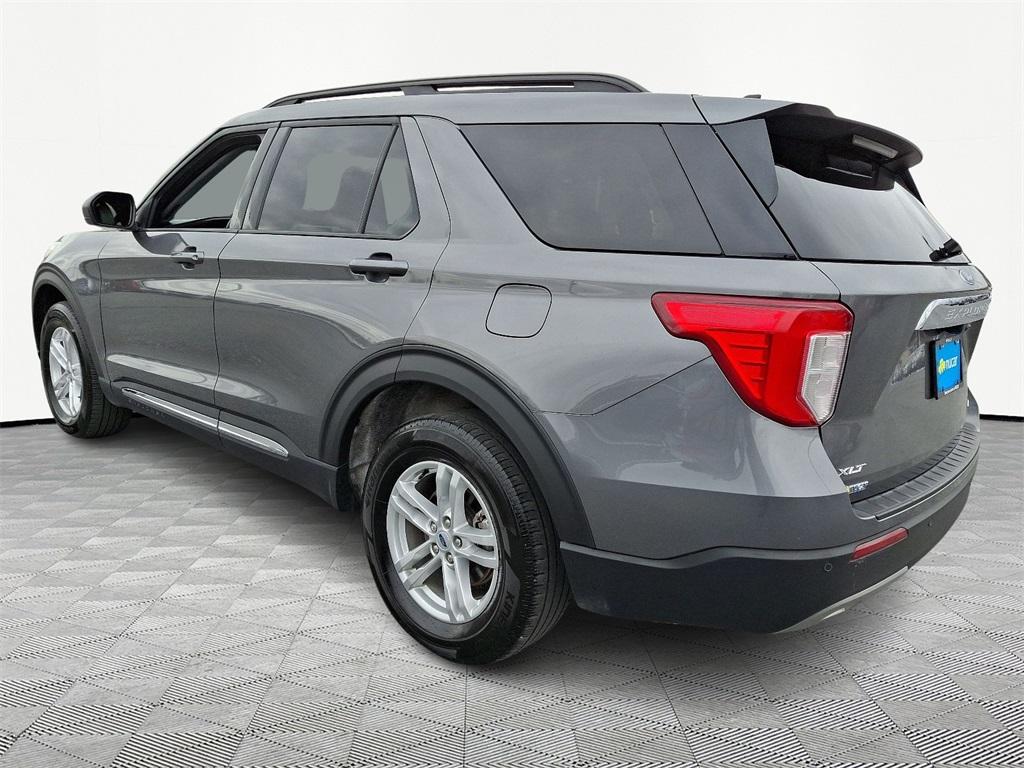 2023 Ford Explorer XLT - Photo 4