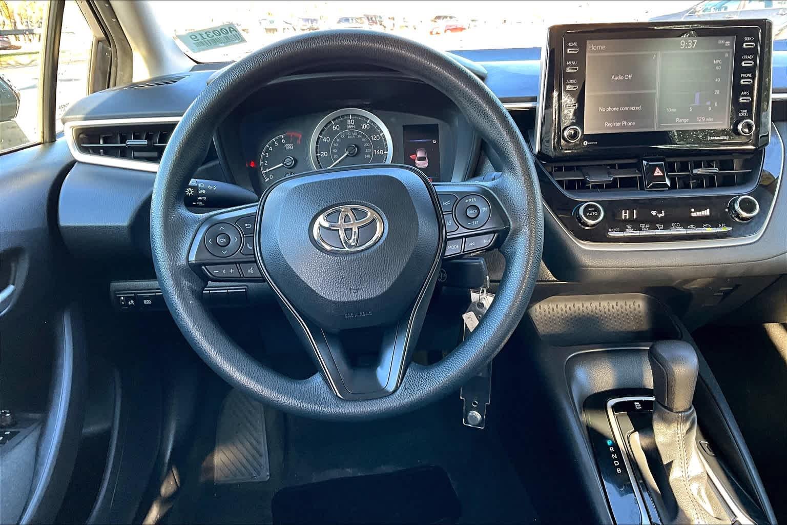 2021 Toyota Corolla LE - Photo 17