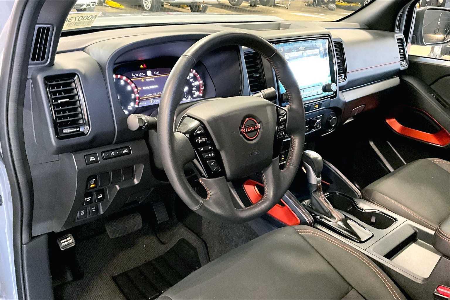 2022 Nissan Frontier PRO-4X - Photo 8