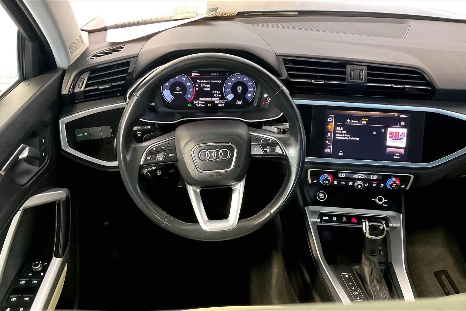 2021 Audi Q3 S line Premium - Photo 17