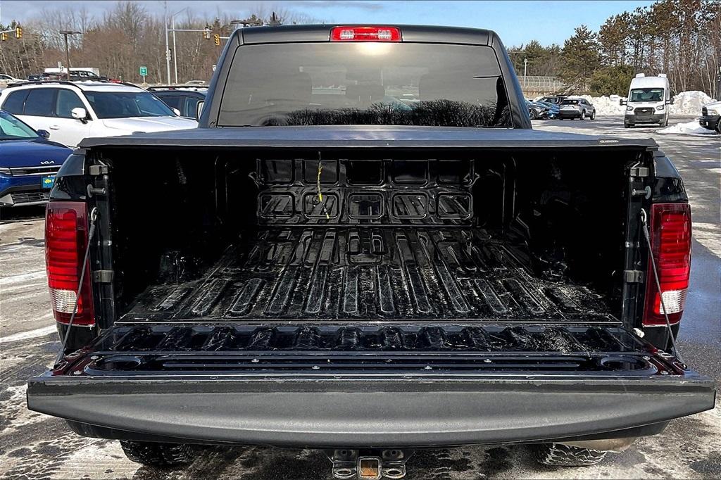 2022 Ram 1500 Classic Warlock - Photo 32