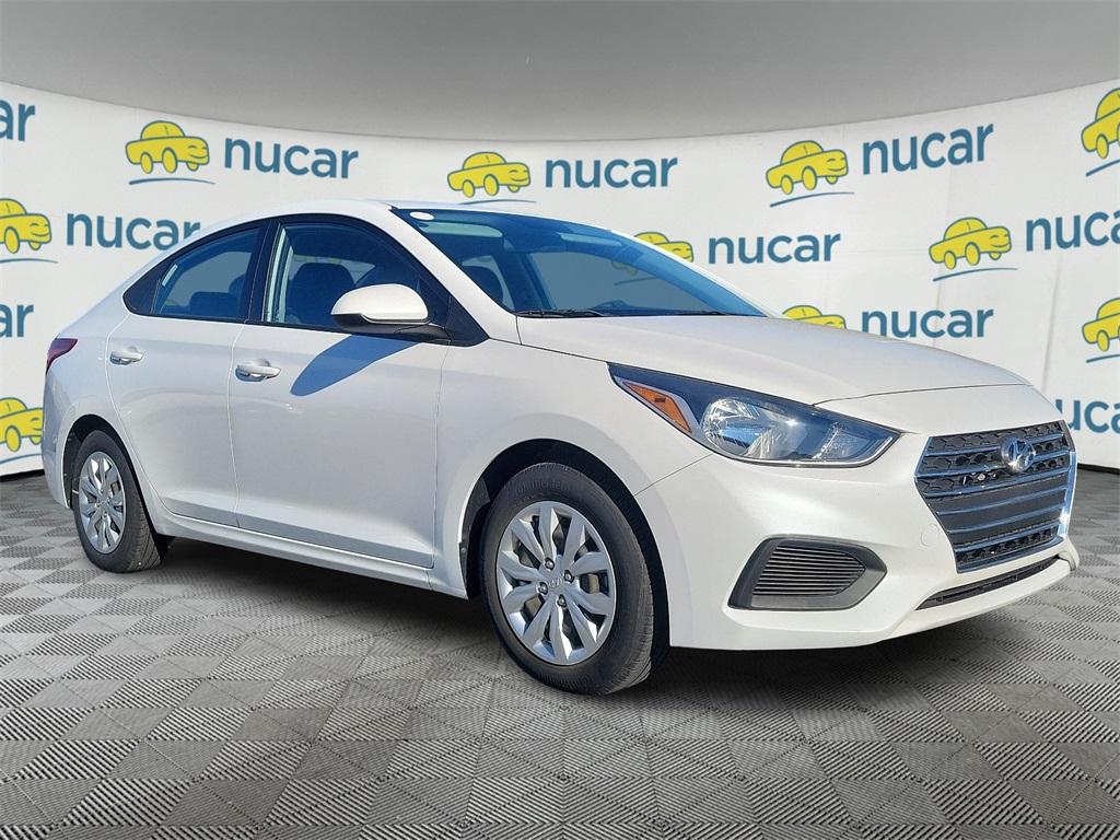 2020 Hyundai Accent SE