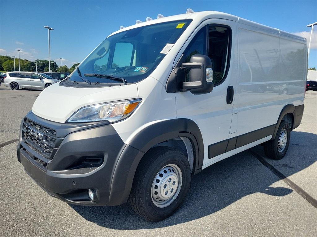 2024 Ram ProMaster 1500 Low Roof - Photo 2