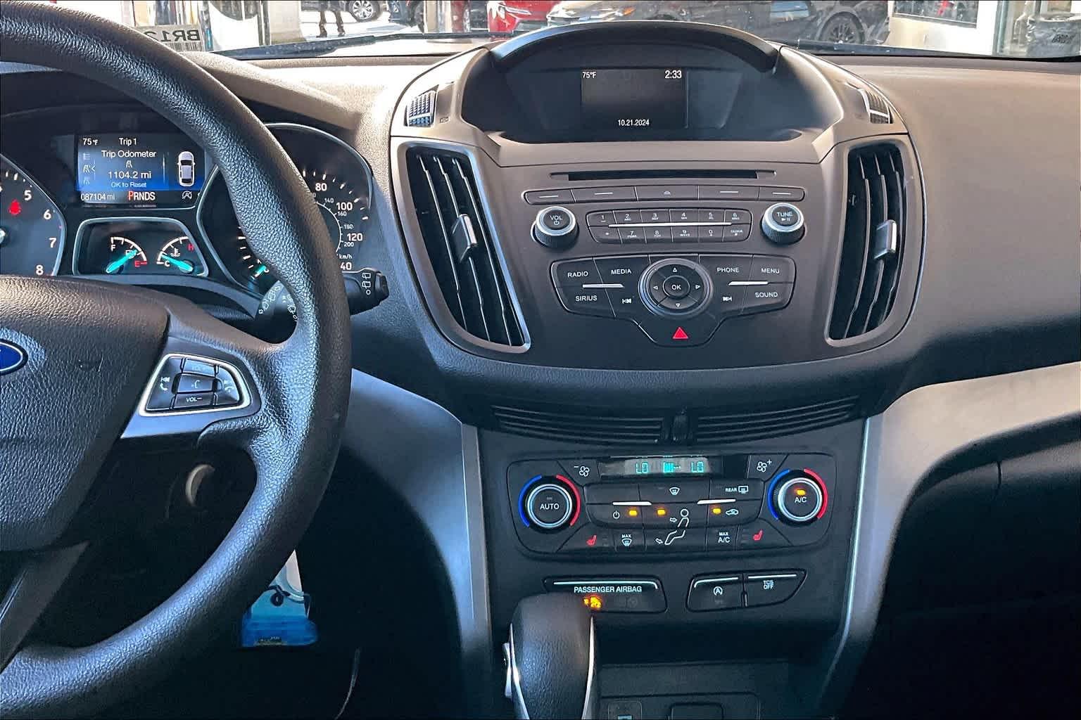 2018 Ford Escape SE - Photo 18