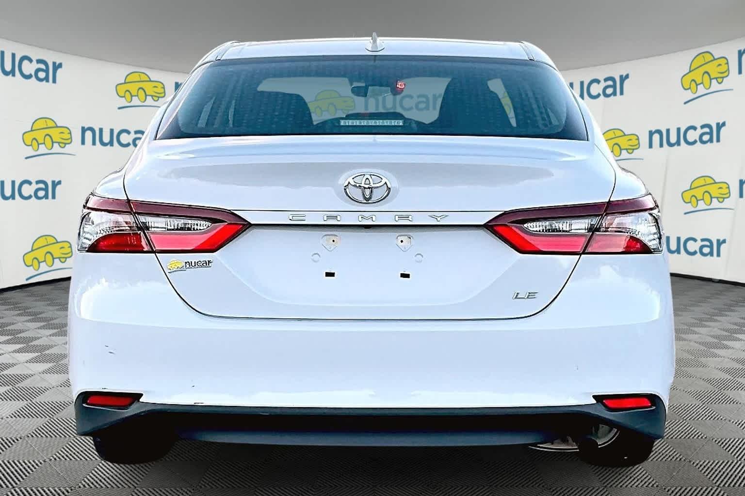 2022 Toyota Camry LE - Photo 5