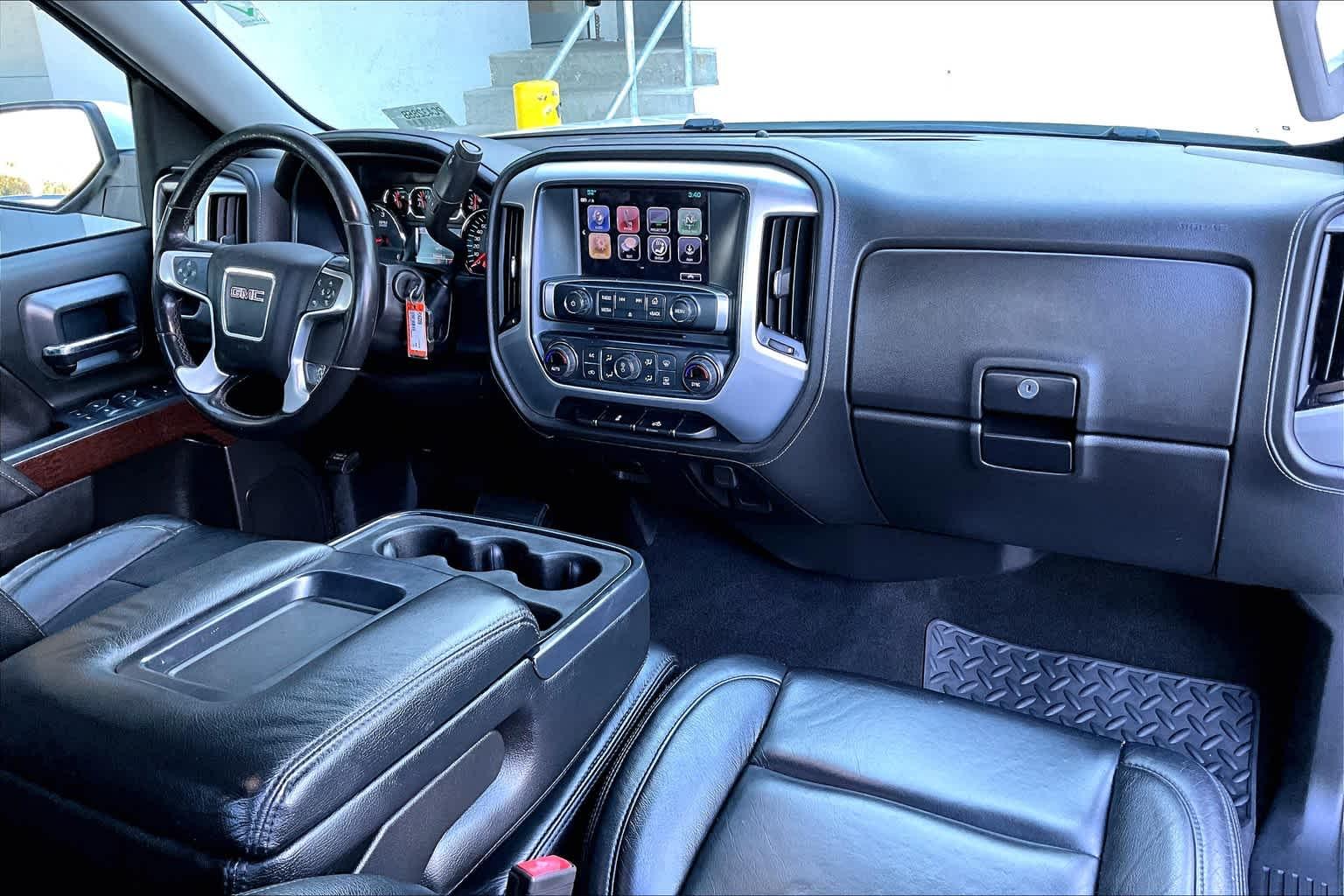 2018 GMC Sierra 1500 SLE 4WD Double Cab 143.5 - Photo 14