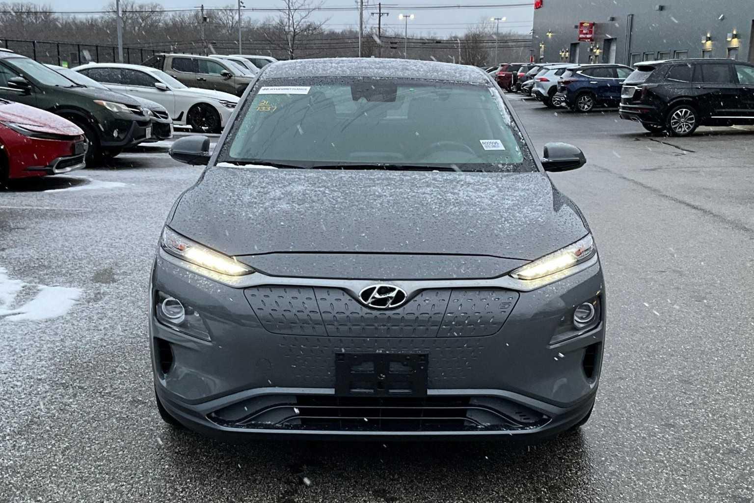 2021 Hyundai Kona Electric Limited - Photo 2