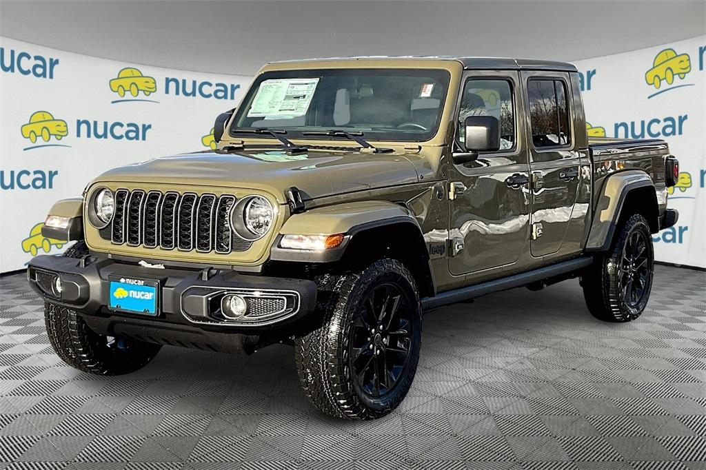 2025 Jeep Gladiator Nighthawk - Photo 4