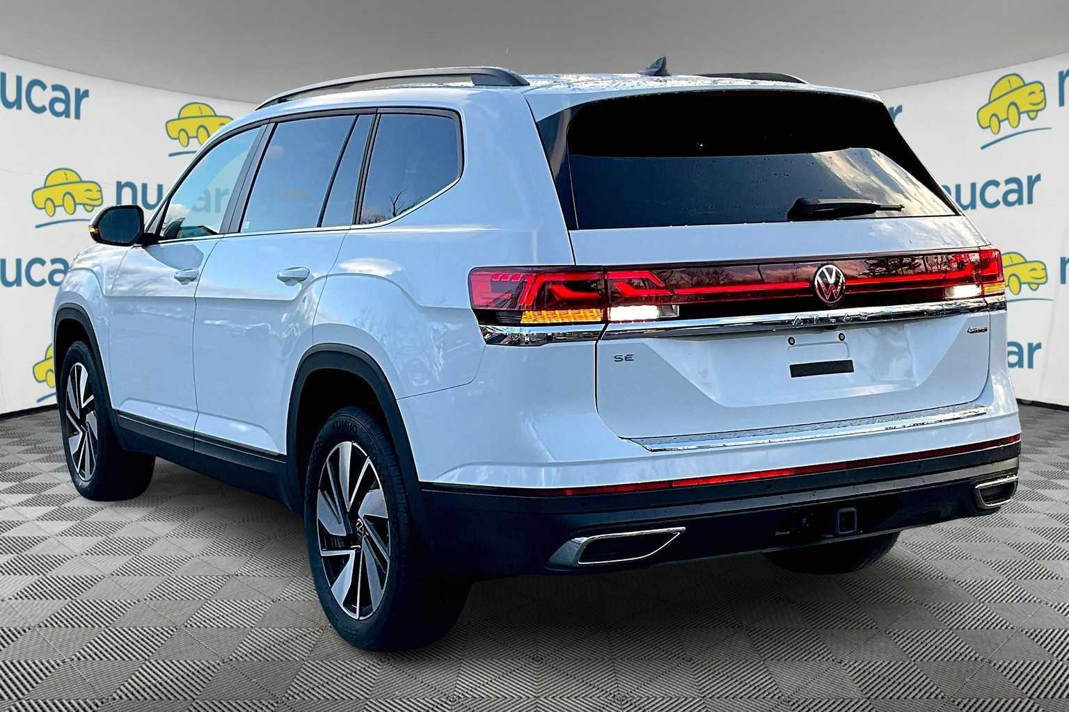 2024 Volkswagen Atlas 2.0T SE w/Technology - Photo 4