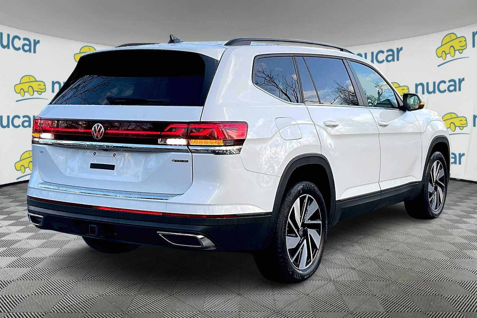 2024 Volkswagen Atlas 2.0T SE w/Technology - Photo 6