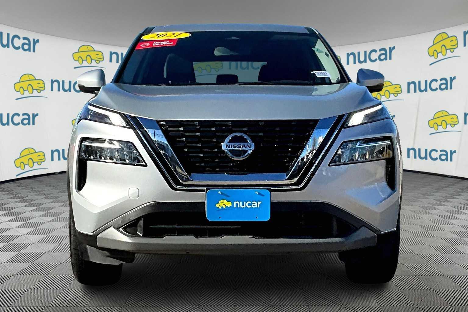 2021 Nissan Rogue SV - Photo 2