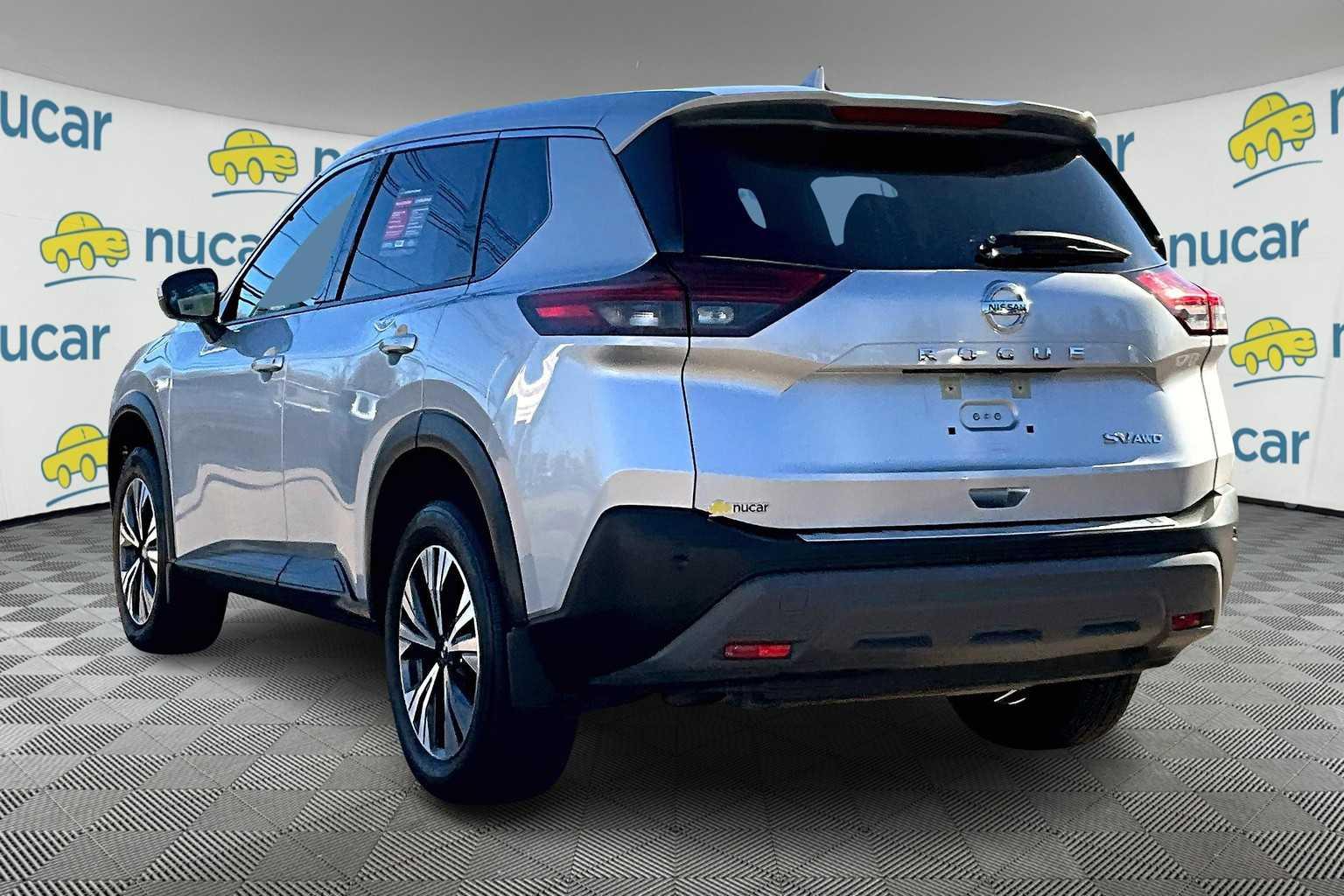 2021 Nissan Rogue SV - Photo 4