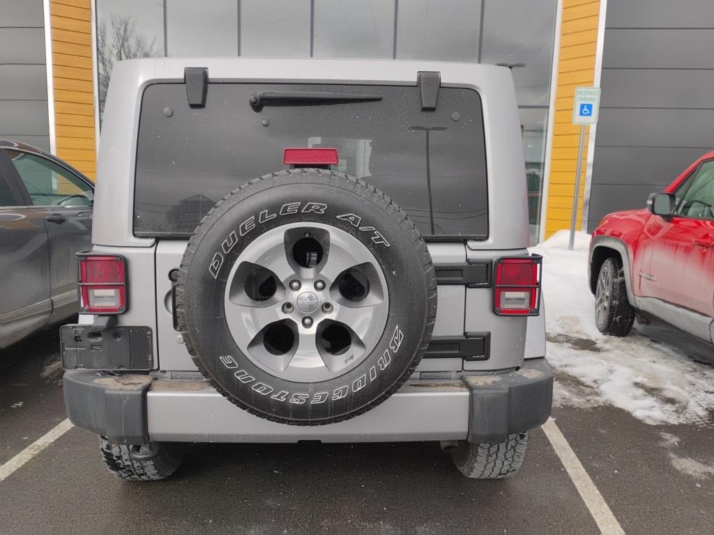 2017 Jeep Wrangler Unlimited Sahara - Photo 3