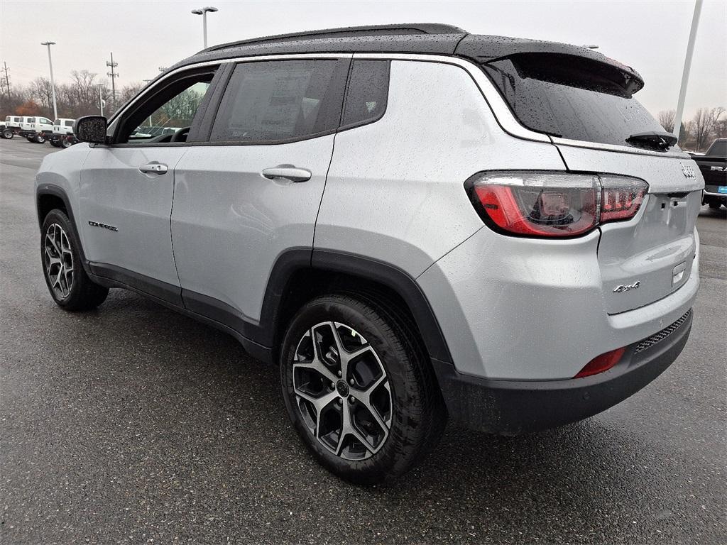 2025 Jeep Compass Limited - Photo 3