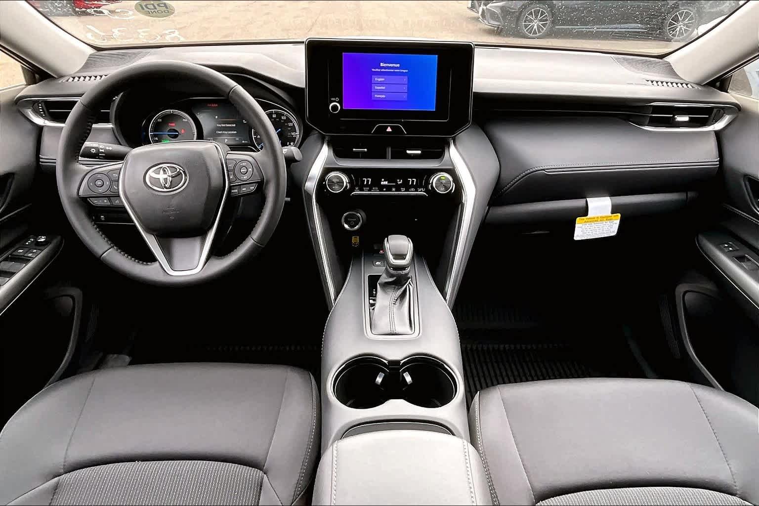 2024 Toyota Venza LE - Photo 10