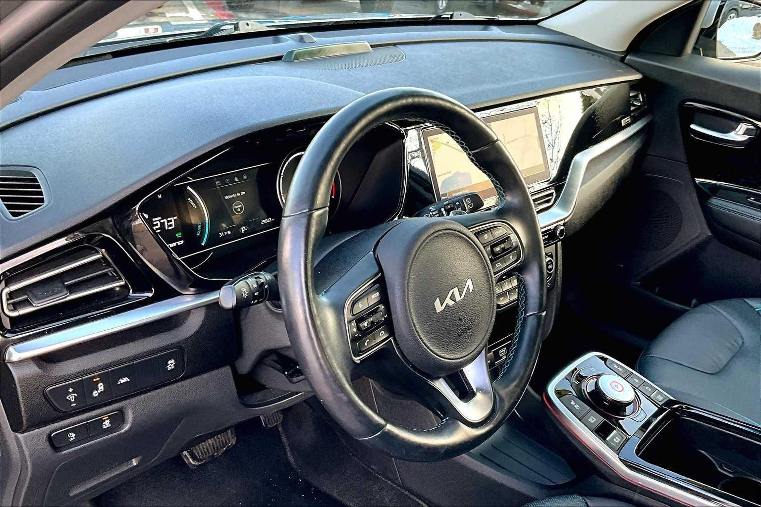 2022 Kia Niro EV EX Premium - Photo 8