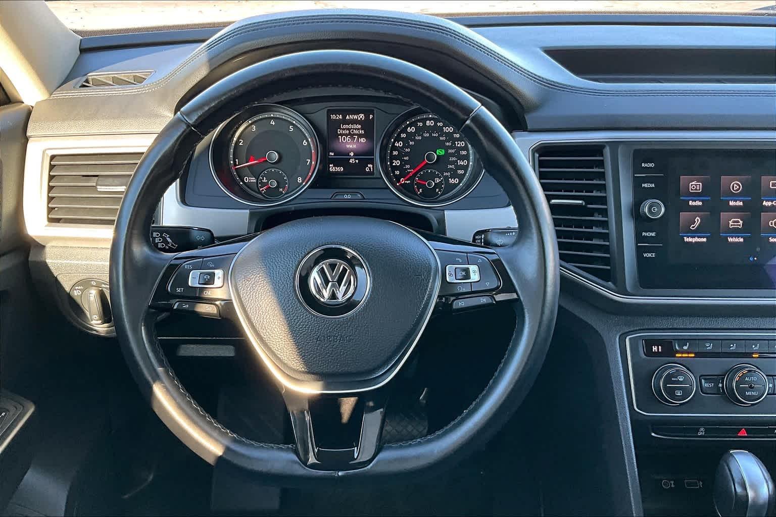 2018 Volkswagen Atlas 3.6L V6 SE w/Technology - Photo 16