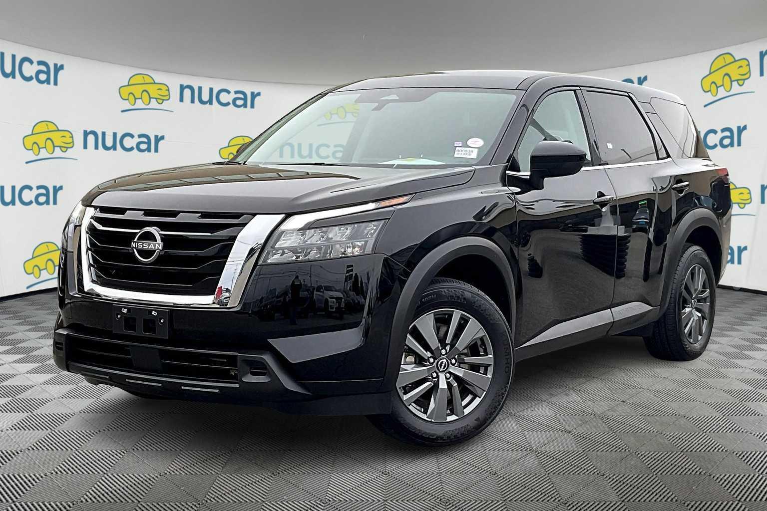 2023 Nissan Pathfinder S - Photo 3