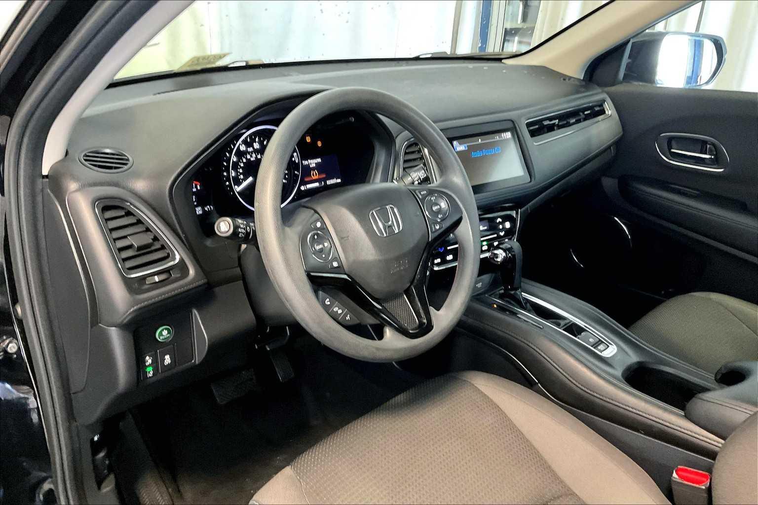 2022 Honda HR-V EX - Photo 8